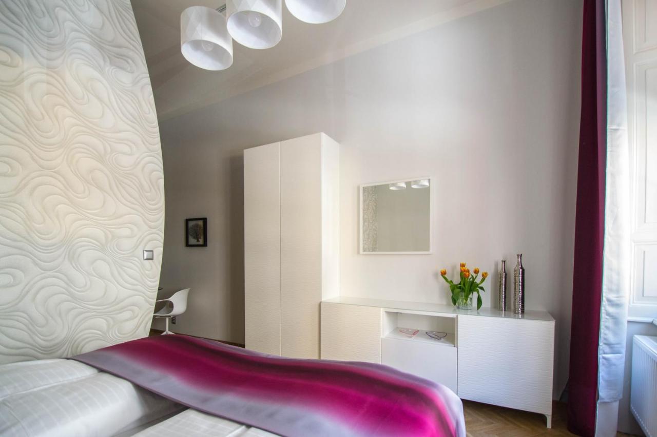 Jacuzzi By Ruterra